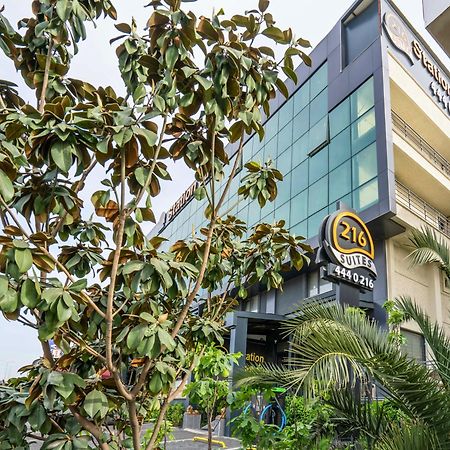 216 Station Suite Gebze Exterior photo